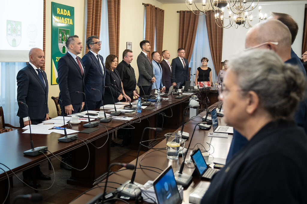 sesja1 Radni miasta oraz prezydent podczas sesji w ratuszu