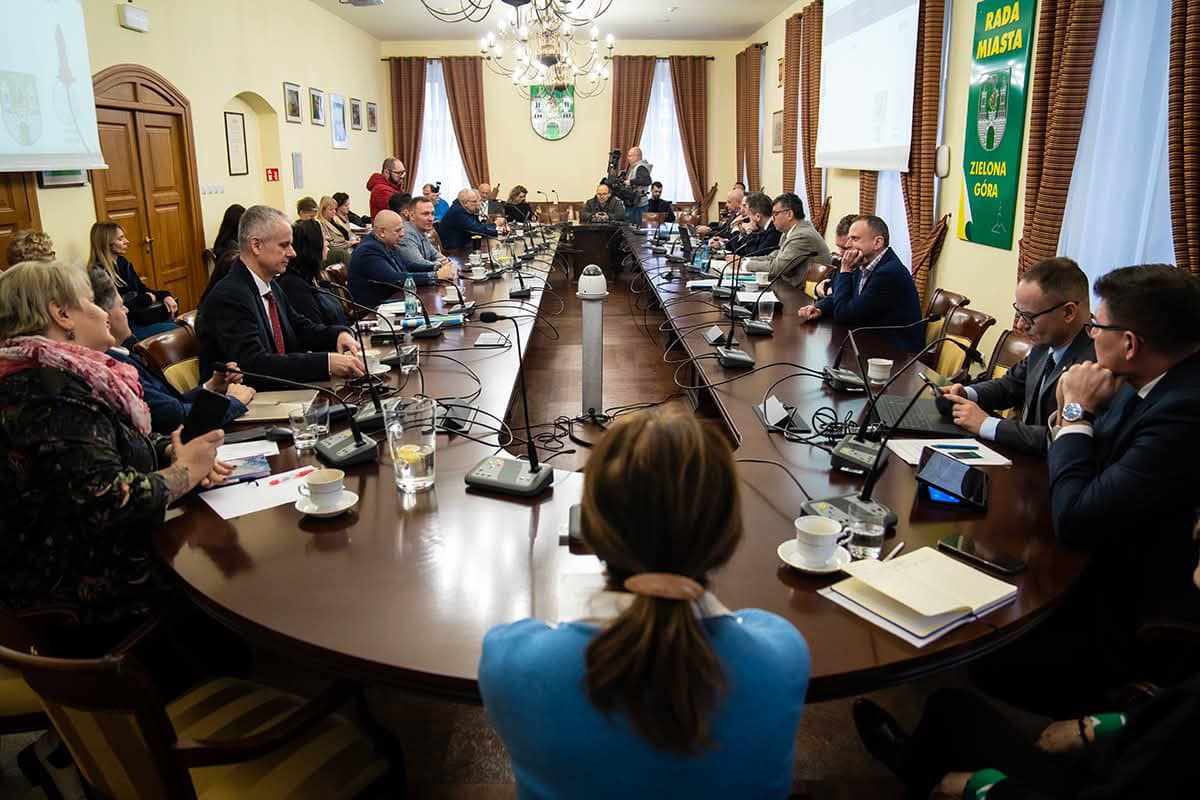 sesja Sesja rady miasta w zielonogórskim ratuszu