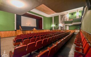 Sala Kina Nysa