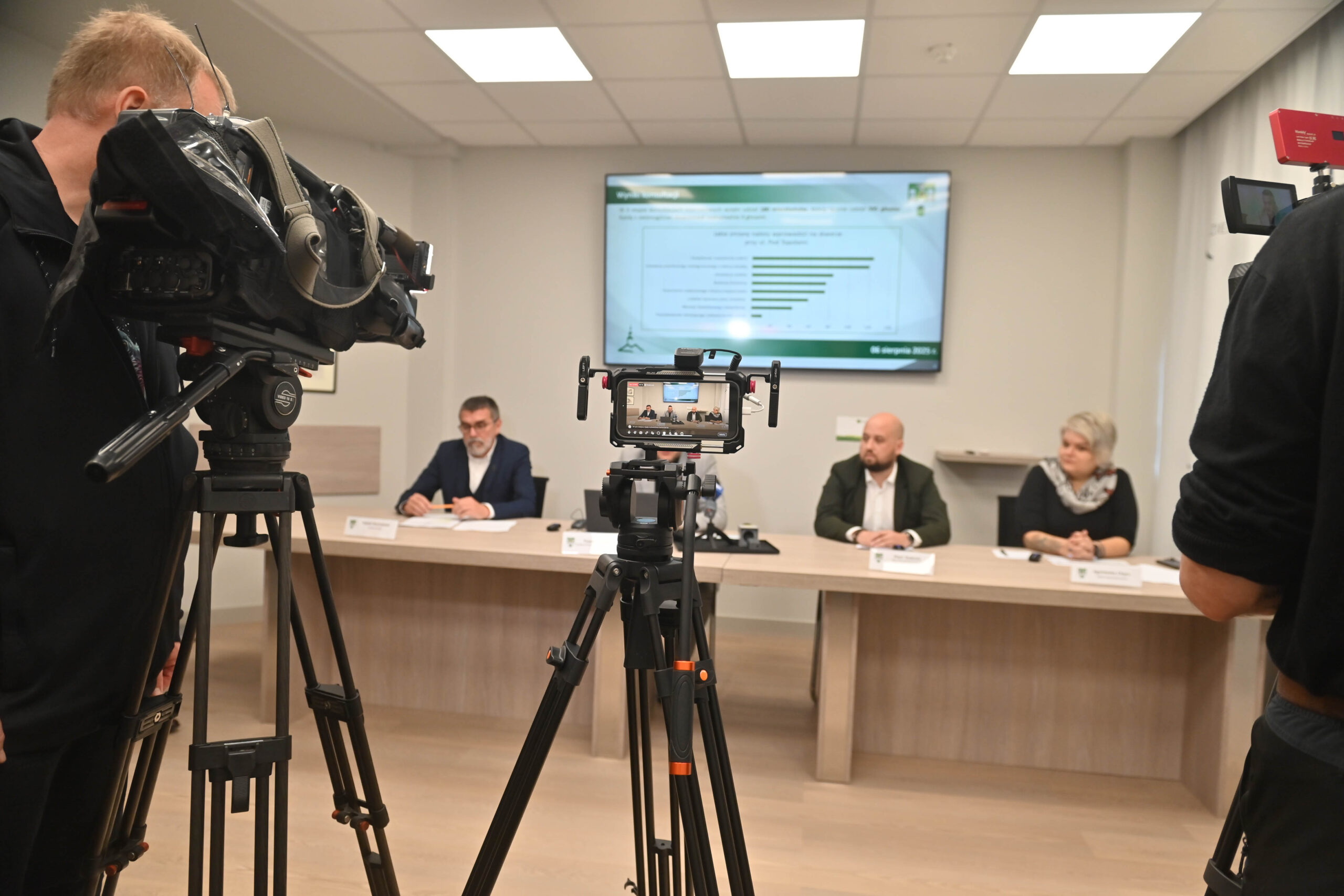 2025-08-06 wc- Konferencja w UM Pod topolami-12