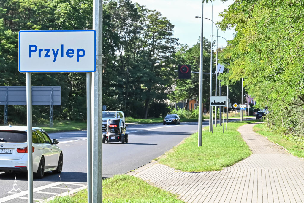 2025-09-22 wc- Przylep LOG-5 W Przylepie przebudowywana jest droga.