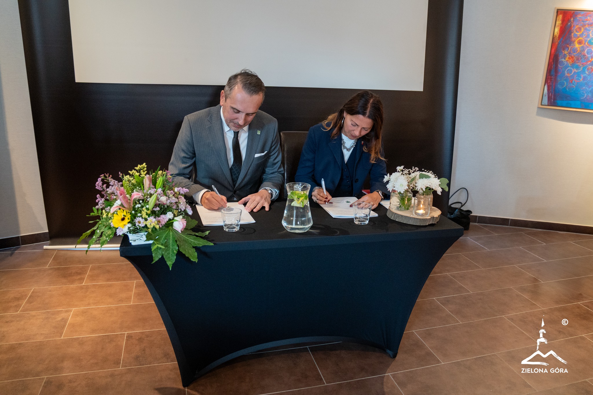 546168952_122175745358556570_7138681783128234625_n