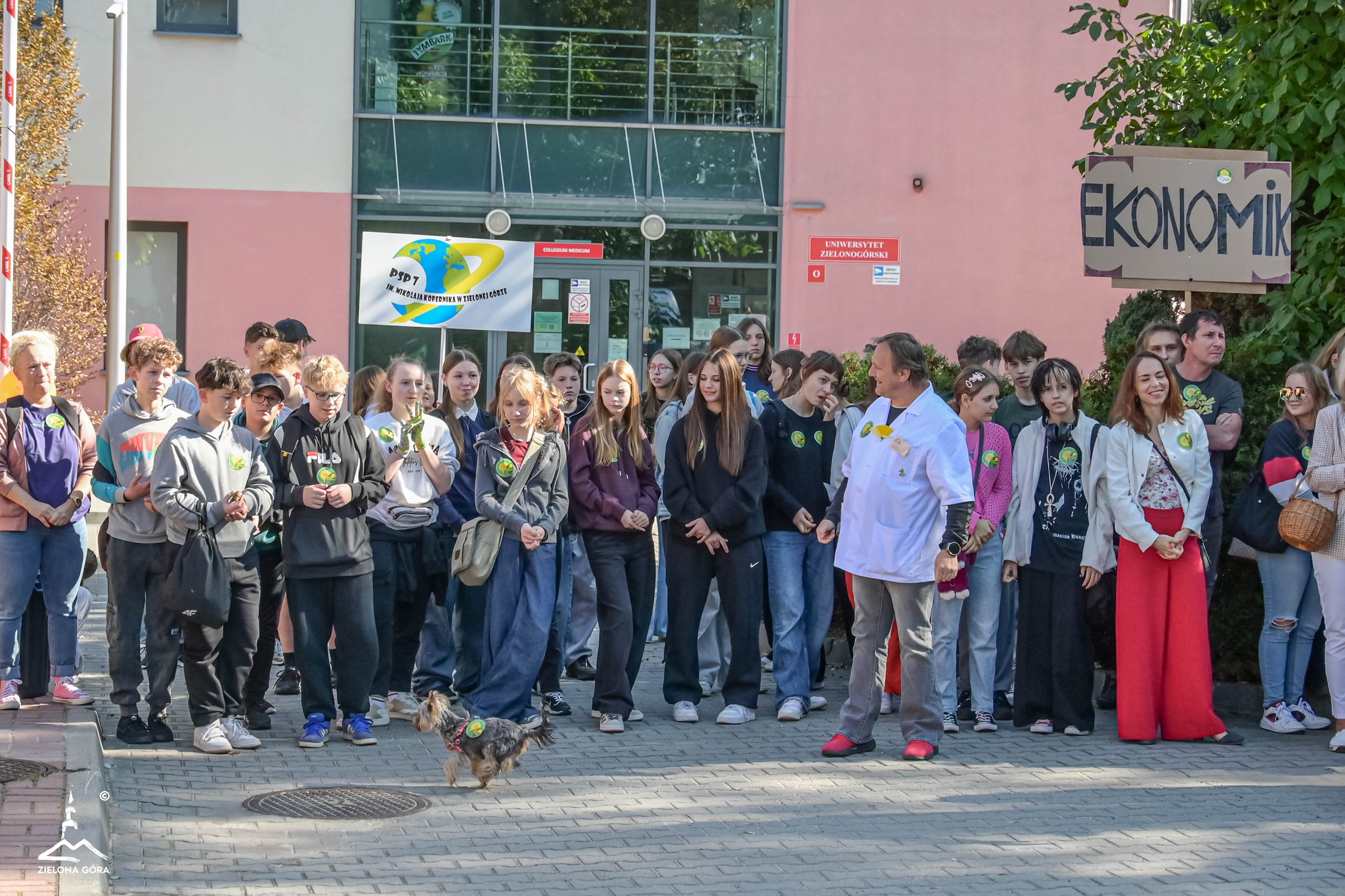 556104231_122141161736852112_5104349669491477041_n