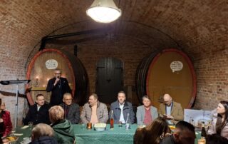 Spotkanie świąteczne z winiarzami.